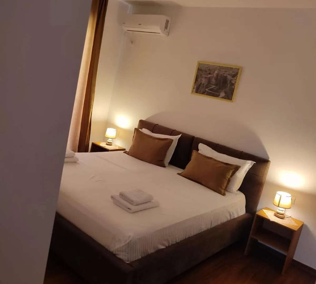 Accommodatie bij particulieren Vladimir Estate Hotel Gjirokastër