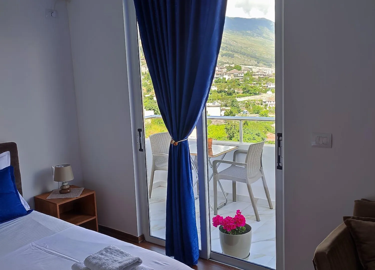 Accommodatie bij particulieren Vladimir Estate Hotel Gjirokastër