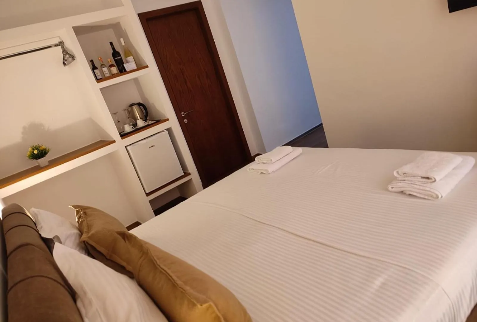 Vladimir Estate Hotel Gjirokastër Accommodatie bij particulieren