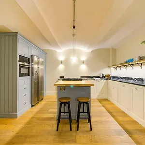  Apartamento Super Castle Basement Reino Unido