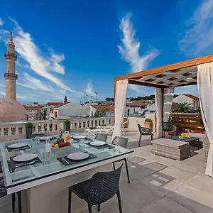 https://stefanihome.rethymnohotels.net